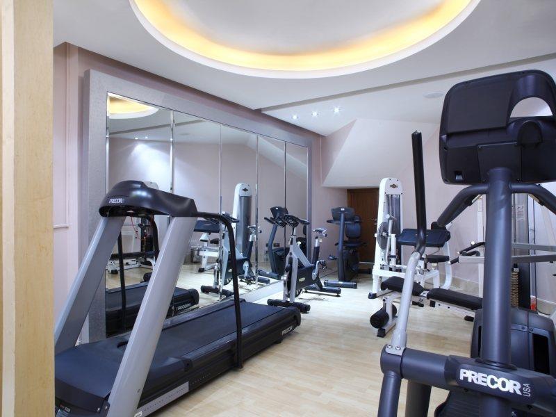 Le Royal Tower Hotel Kuwait City Exterior photo