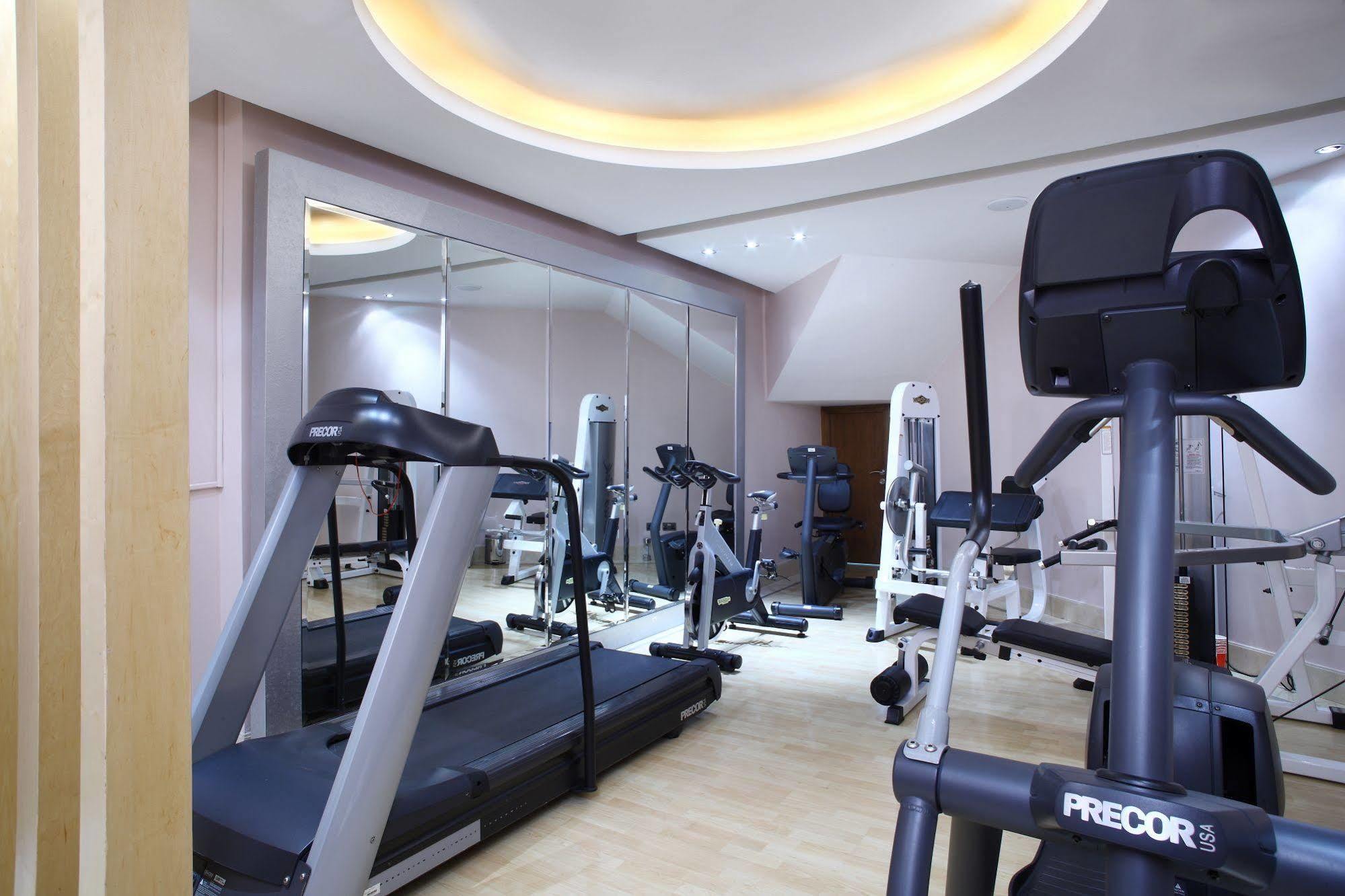 Le Royal Tower Hotel Kuwait City Exterior photo