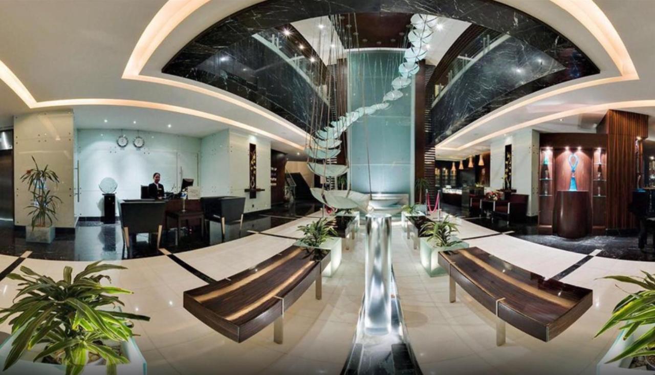 Le Royal Tower Hotel Kuwait City Exterior photo